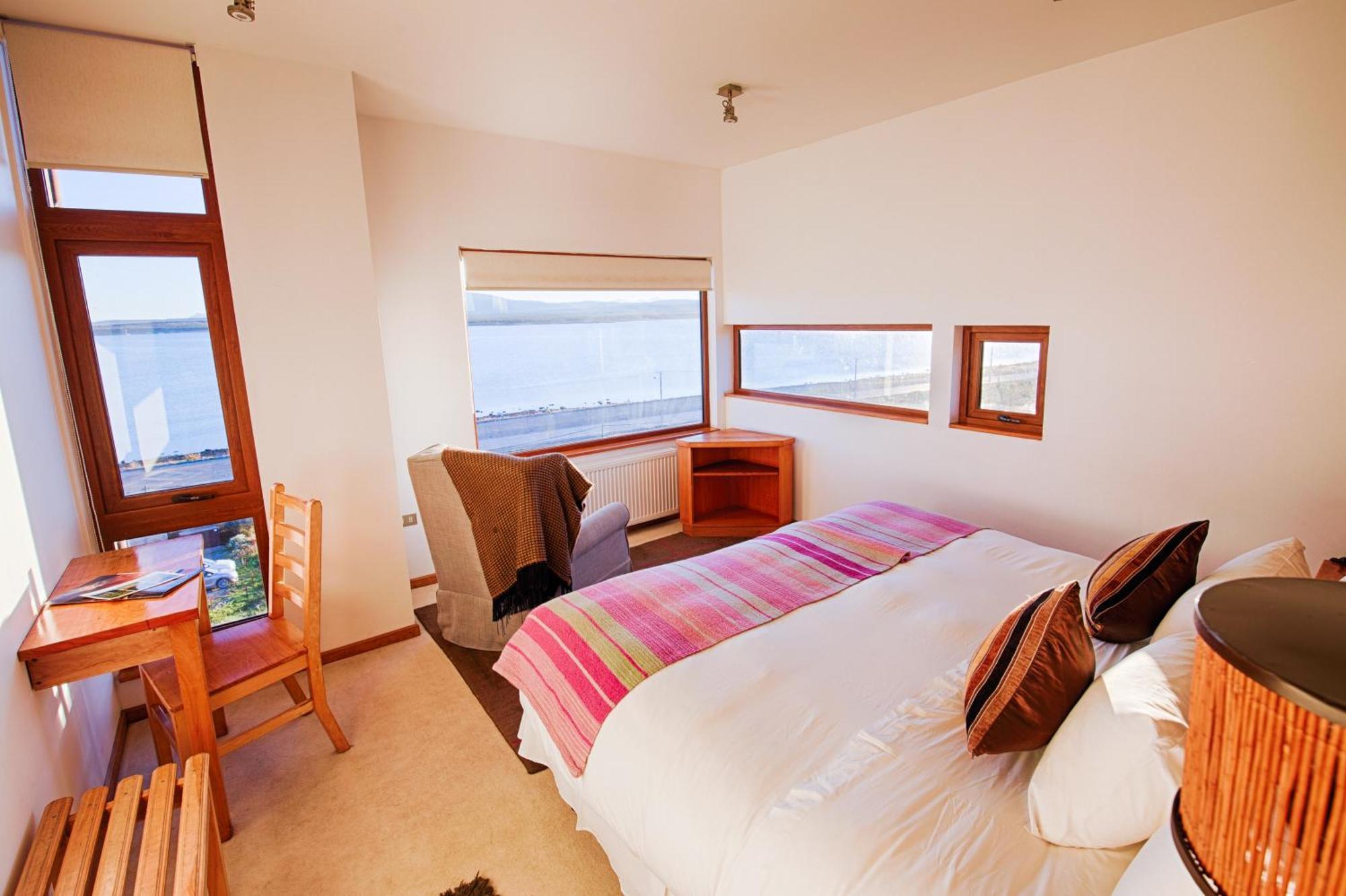 Weskar Lodge Hotel Puerto Natales Exterior foto
